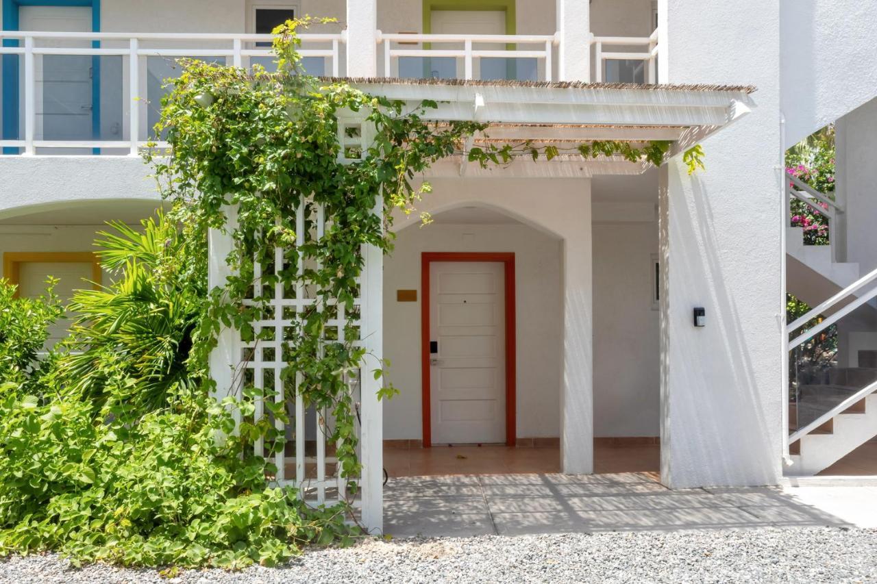 Maho Beach House - Luxe Studio - Ocean Escape Экстерьер фото