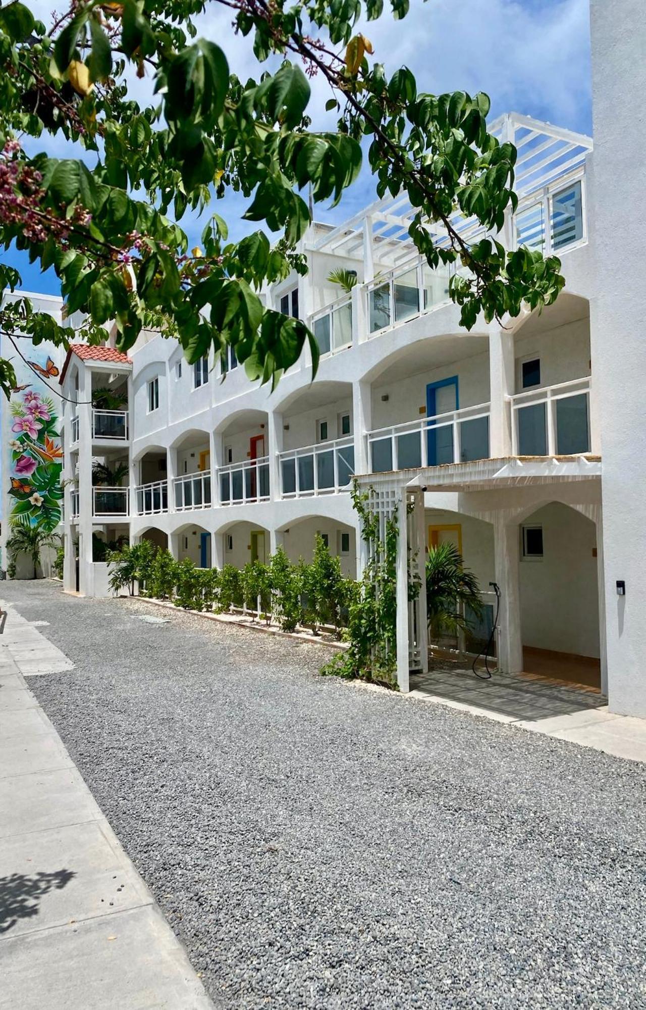 Maho Beach House - Luxe Studio - Ocean Escape Экстерьер фото